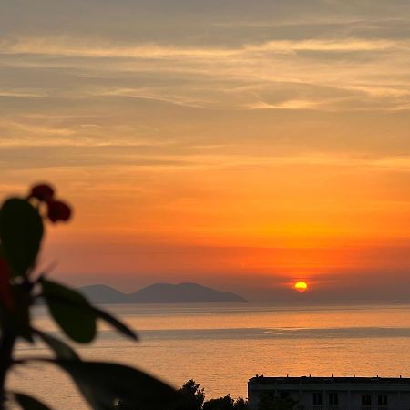 Sunny Breeze Apartment Vlorë Eksteriør bilde