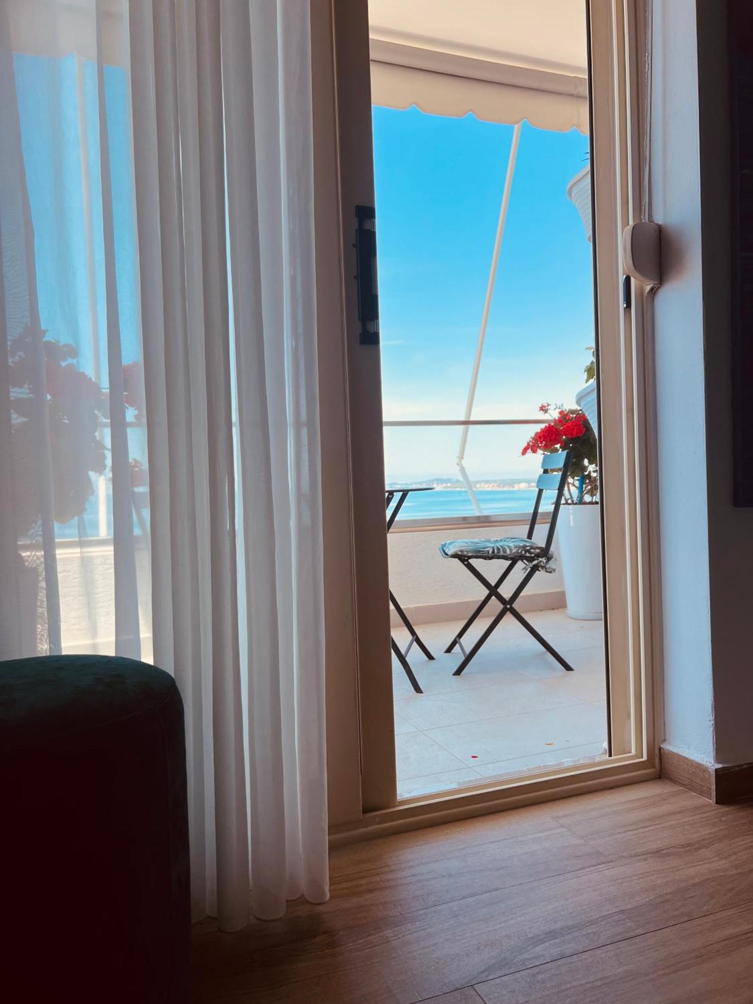 Sunny Breeze Apartment Vlorë Eksteriør bilde